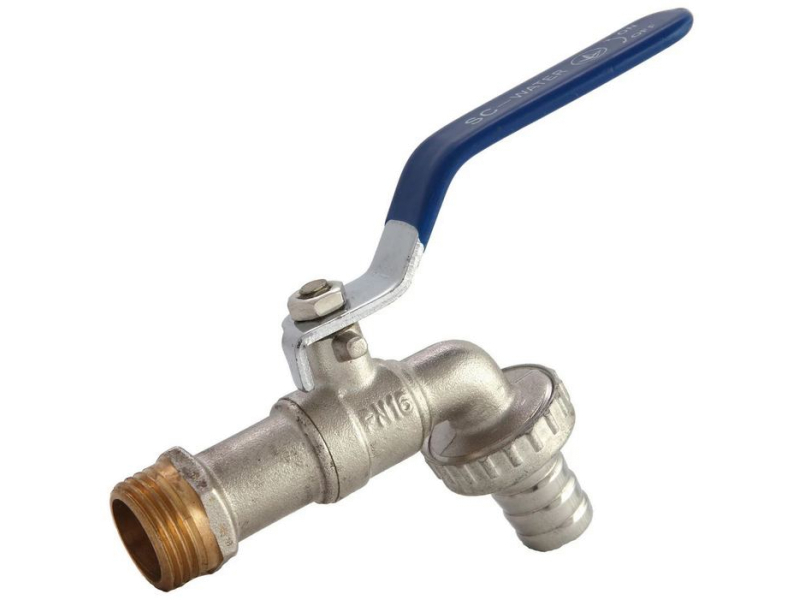 Кран поливочный 1/2